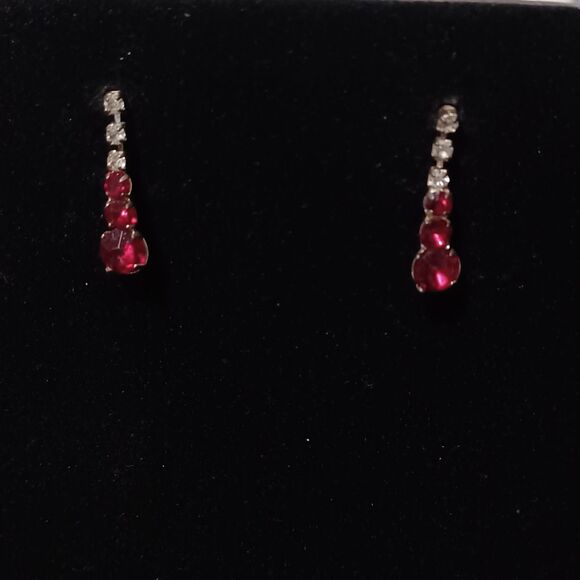 Source Unknown Jewelry - Vintage Silver-Toned Red and Clear Rhinestone Drop Earrings